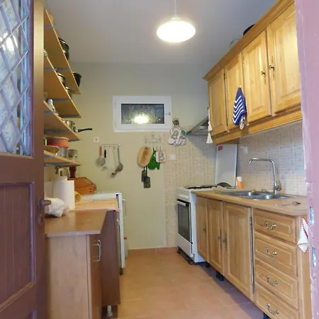 Holiday home Filyra 1 *